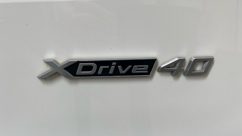 BMW iX 240kW xDrive40 M Sport Edition 76.6kWh 5dr Auto Electric Estate
